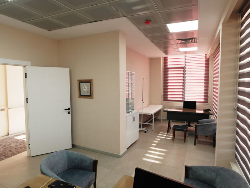 Adana Akalın Özel Huzur Evi Doktor Odası